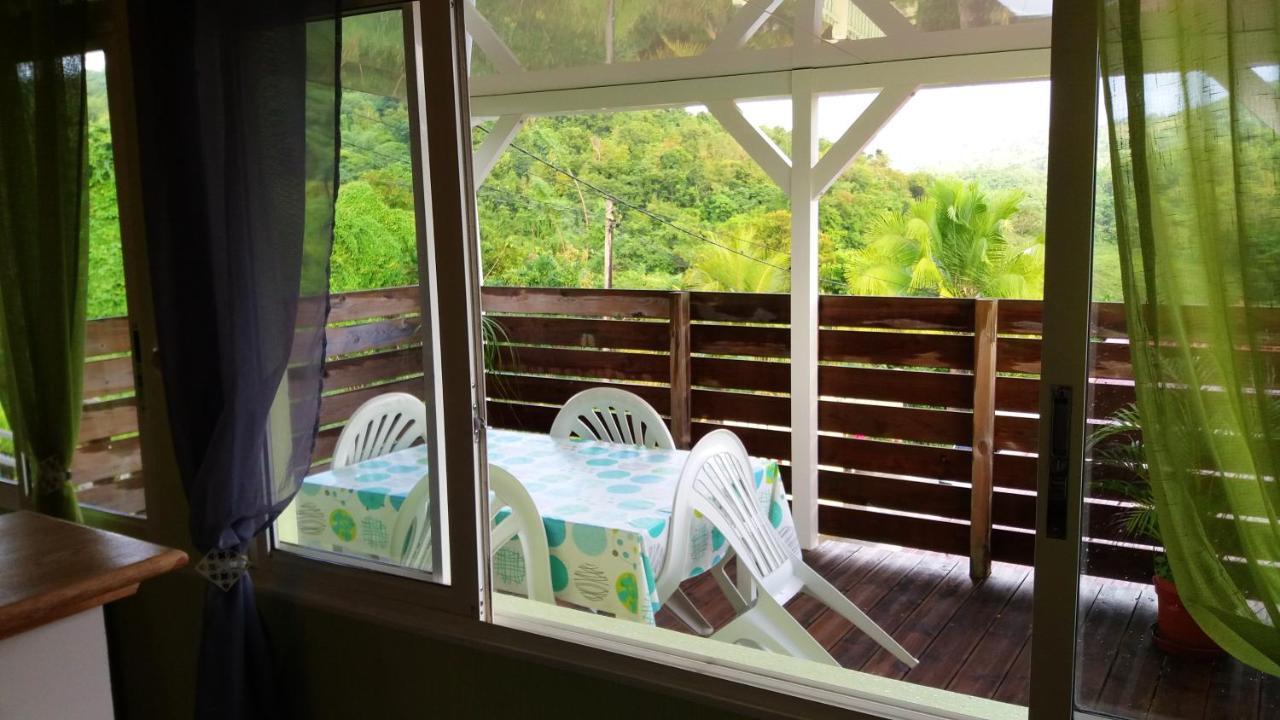 Maison Douce A Riviere-Salee Avec Vue Sur Jardin & Montagne Esterno foto